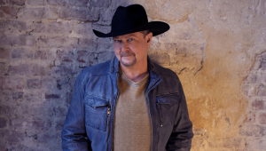 Image of Tracy Lawrence w/ Parish County Line & Caiden Wallace